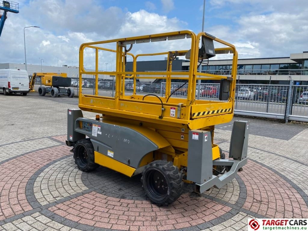 Haulotte Compact 10DX Diesel 4x4 Scissor Work Lift 1015cm - Ψαλιδωτό ανυψωτικό: φωτογραφία 2 Haulotte Compact 10DX Diesel 4x4 Scissor Work Lift 1015cm - Ψαλιδωτό ανυψωτικό: φωτογραφία 2