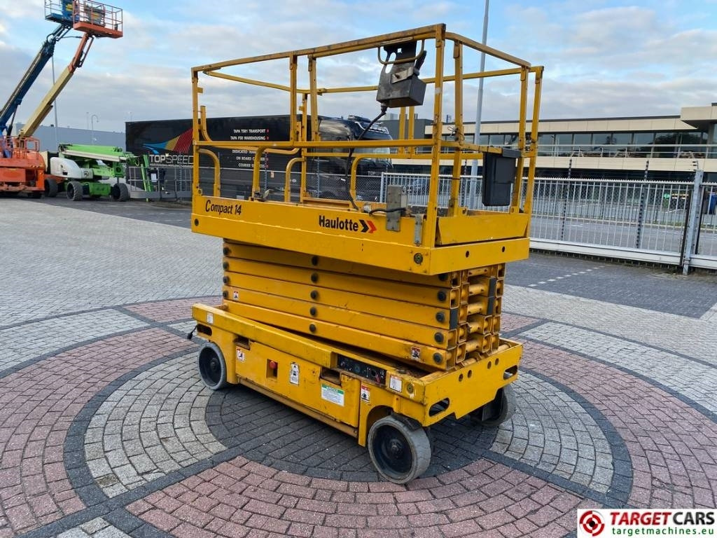Haulotte Compact 14 Electric Scissor Work Lift 1385cm - Ψαλιδωτό ανυψωτικό: φωτογραφία 2 Haulotte Compact 14 Electric Scissor Work Lift 1385cm - Ψαλιδωτό ανυψωτικό: φωτογραφία 2