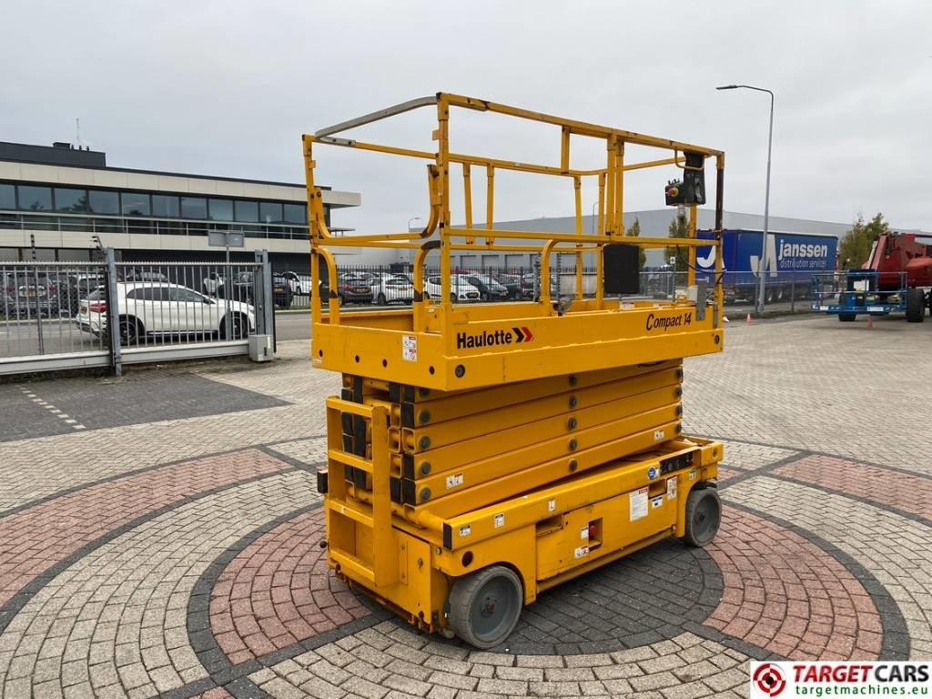 Haulotte Compact 14 Electric Scissor Work Lift 1385cm - Ψαλιδωτό ανυψωτικό: φωτογραφία 3 Haulotte Compact 14 Electric Scissor Work Lift 1385cm - Ψαλιδωτό ανυψωτικό: φωτογραφία 3