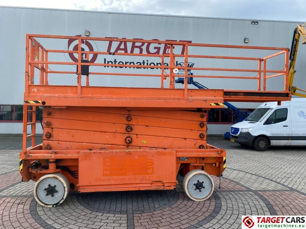 JLG 153-12 Liftlux Electric Scissor Work Lift 1730cm - Ψαλιδωτό ανυψωτικό: φωτογραφία 5 JLG 153-12 Liftlux Electric Scissor Work Lift 1730cm - Ψαλιδωτό ανυψωτικό: φωτογραφία 5