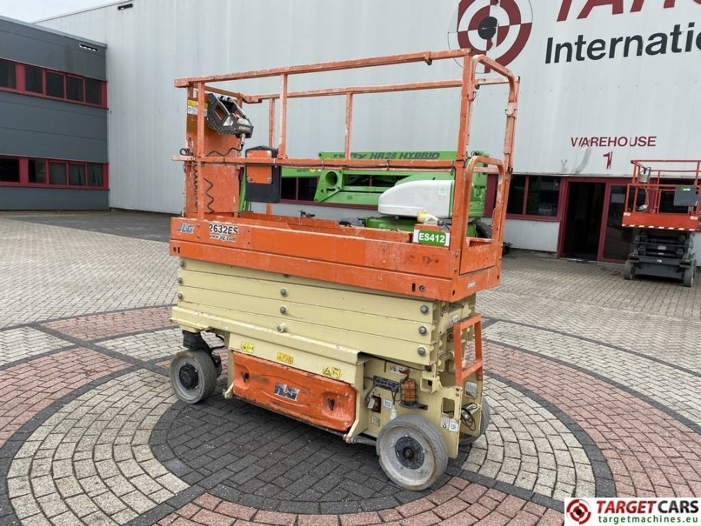 JLG 2632ES Electric Scissor Work Lift 977cm - Ψαλιδωτό ανυψωτικό: φωτογραφία 4 JLG 2632ES Electric Scissor Work Lift 977cm - Ψαλιδωτό ανυψωτικό: φωτογραφία 4