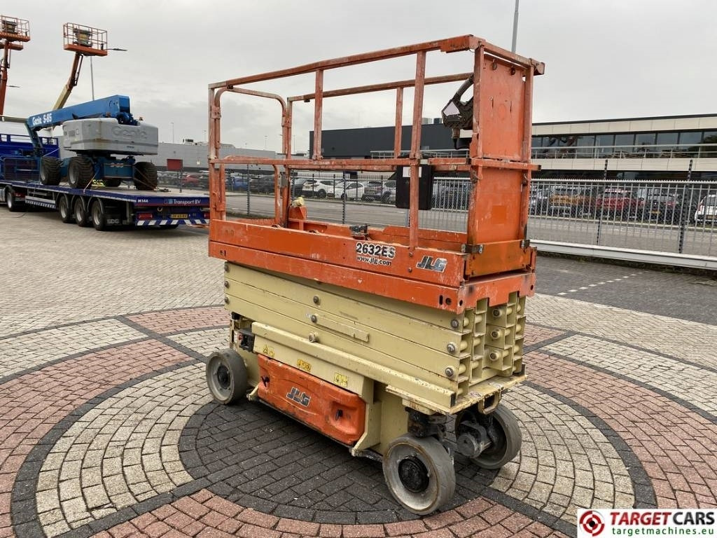 JLG 2632ES Electric Scissor Work Lift 977cm - Ψαλιδωτό ανυψωτικό: φωτογραφία 2 JLG 2632ES Electric Scissor Work Lift 977cm - Ψαλιδωτό ανυψωτικό: φωτογραφία 2