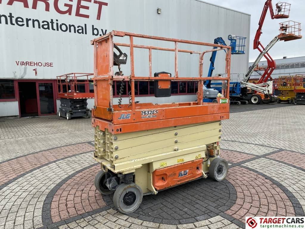 JLG 2632ES Electric Scissor Work Lift 977cm - Ψαλιδωτό ανυψωτικό: φωτογραφία 1 JLG 2632ES Electric Scissor Work Lift 977cm - Ψαλιδωτό ανυψωτικό: φωτογραφία 1