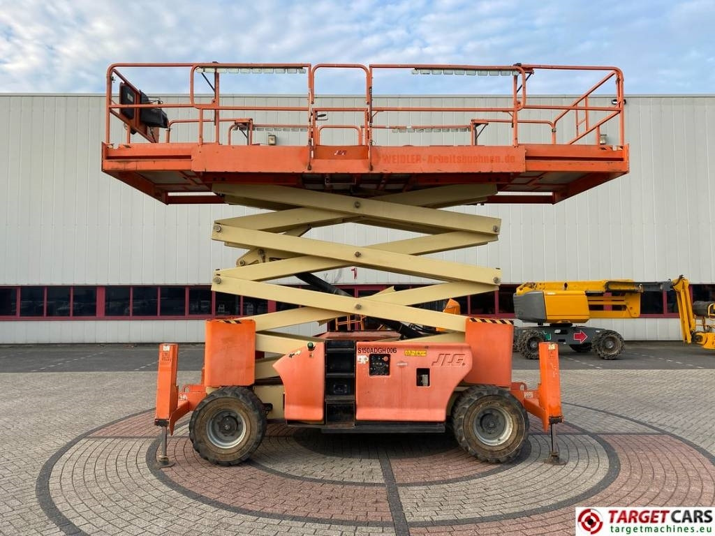 JLG 4394RT Diesel 4x4 Scissor Work Lift 1511cm - Ψαλιδωτό ανυψωτικό: φωτογραφία 5 JLG 4394RT Diesel 4x4 Scissor Work Lift 1511cm - Ψαλιδωτό ανυψωτικό: φωτογραφία 5