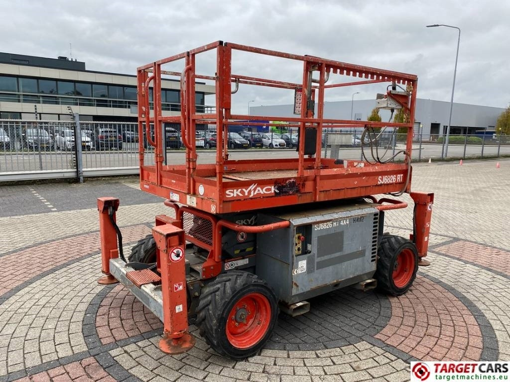 SkyJack SJ6826 RT Diesel 4x4 Scissor Work Lift 992cm  - Ψαλιδωτό ανυψωτικό: φωτογραφία 3 SkyJack SJ6826 RT Diesel 4x4 Scissor Work Lift 992cm  - Ψαλιδωτό ανυψωτικό: φωτογραφία 3