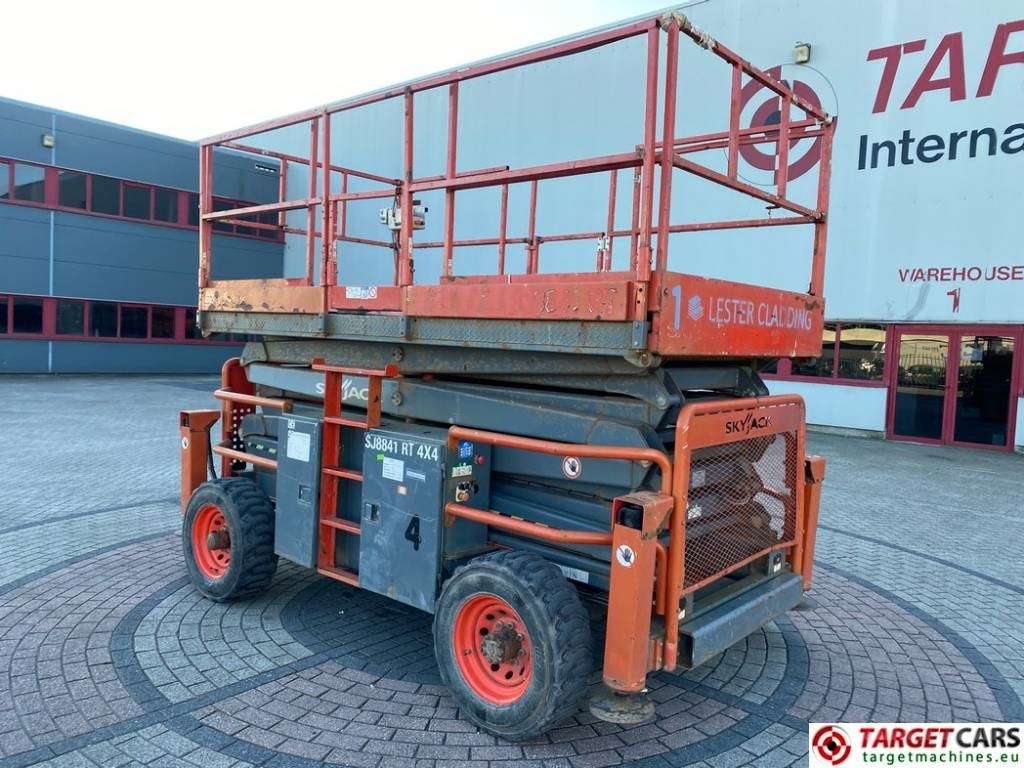 SkyJack SJ8841 RT Diesel 4x4 Scissor Work Lift 1430cm - Ψαλιδωτό ανυψωτικό: φωτογραφία 4 SkyJack SJ8841 RT Diesel 4x4 Scissor Work Lift 1430cm - Ψαλιδωτό ανυψωτικό: φωτογραφία 4