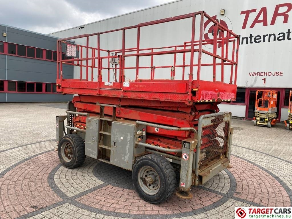 SkyJack SJ8841RT Diesel 4x4 Scissor Work Lift 1430cm - Ψαλιδωτό ανυψωτικό: φωτογραφία 4 SkyJack SJ8841RT Diesel 4x4 Scissor Work Lift 1430cm - Ψαλιδωτό ανυψωτικό: φωτογραφία 4