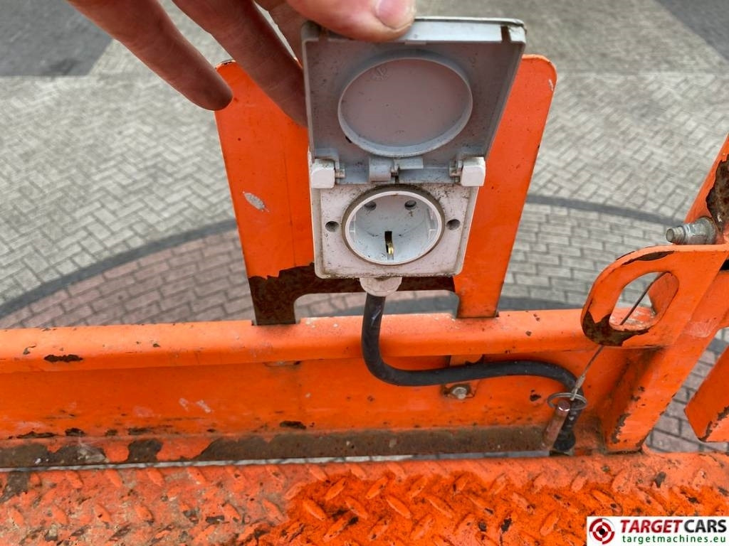 Ψαλιδωτό ανυψωτικό SkyJack SJ9250 RT Diesel 4x4 Scissor Work Lift 1720cm: φωτογραφία 43 Ψαλιδωτό ανυψωτικό SkyJack SJ9250 RT Diesel 4x4 Scissor Work Lift 1720cm: φωτογραφία 43