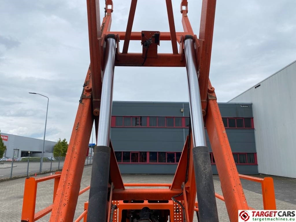 Ψαλιδωτό ανυψωτικό SkyJack SJ9250 RT Diesel 4x4 Scissor Work Lift 1720cm: φωτογραφία 34 Ψαλιδωτό ανυψωτικό SkyJack SJ9250 RT Diesel 4x4 Scissor Work Lift 1720cm: φωτογραφία 34