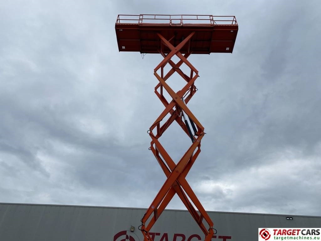 Ψαλιδωτό ανυψωτικό SkyJack SJ9250 RT Diesel 4x4 Scissor Work Lift 1720cm: φωτογραφία 29 Ψαλιδωτό ανυψωτικό SkyJack SJ9250 RT Diesel 4x4 Scissor Work Lift 1720cm: φωτογραφία 29