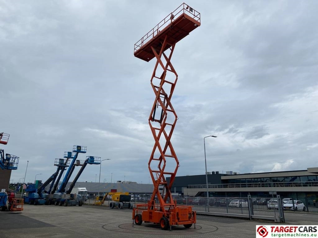 Ψαλιδωτό ανυψωτικό SkyJack SJ9250 RT Diesel 4x4 Scissor Work Lift 1720cm: φωτογραφία 7 Ψαλιδωτό ανυψωτικό SkyJack SJ9250 RT Diesel 4x4 Scissor Work Lift 1720cm: φωτογραφία 7