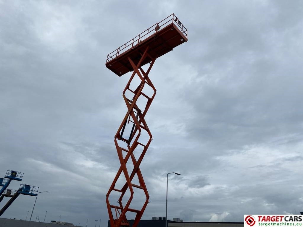 Ψαλιδωτό ανυψωτικό SkyJack SJ9250 RT Diesel 4x4 Scissor Work Lift 1720cm: φωτογραφία 37 Ψαλιδωτό ανυψωτικό SkyJack SJ9250 RT Diesel 4x4 Scissor Work Lift 1720cm: φωτογραφία 37
