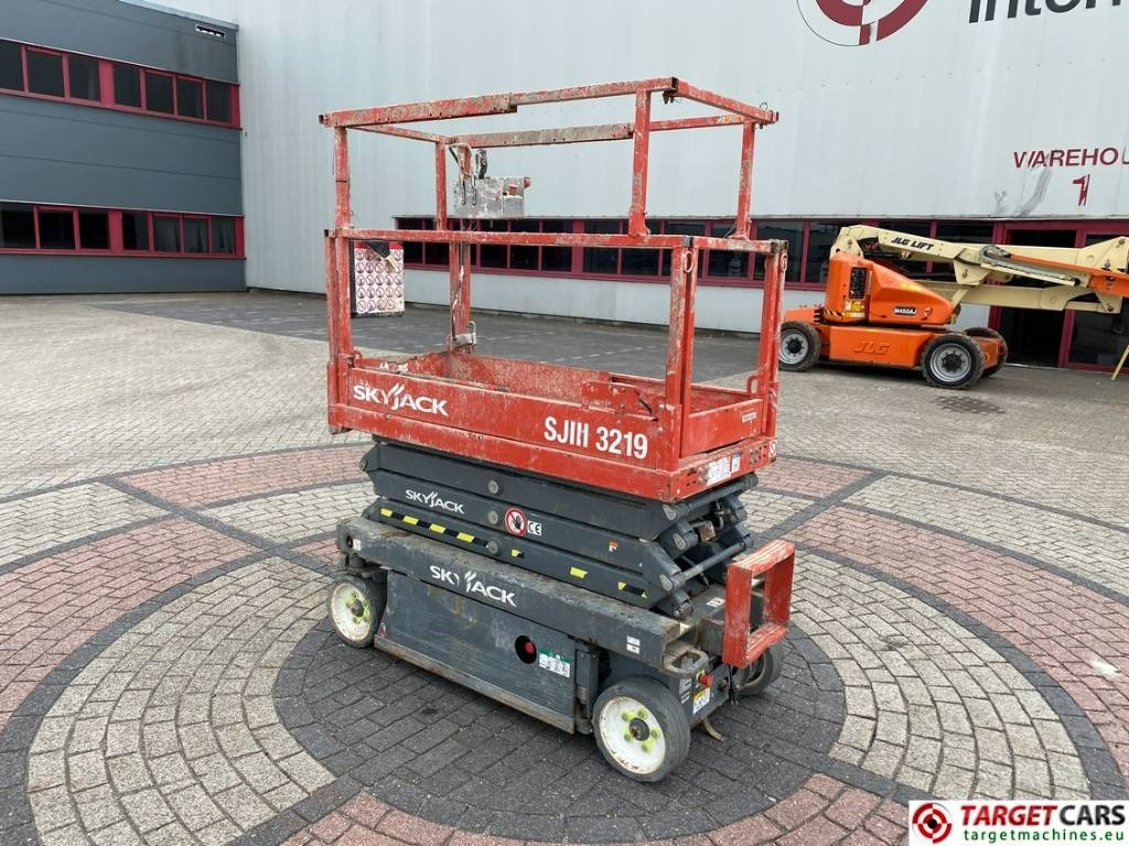 SkyJack SJIII-3219 Electric Scissor Work Lift 780cm - Ψαλιδωτό ανυψωτικό: φωτογραφία 4 SkyJack SJIII-3219 Electric Scissor Work Lift 780cm - Ψαλιδωτό ανυψωτικό: φωτογραφία 4
