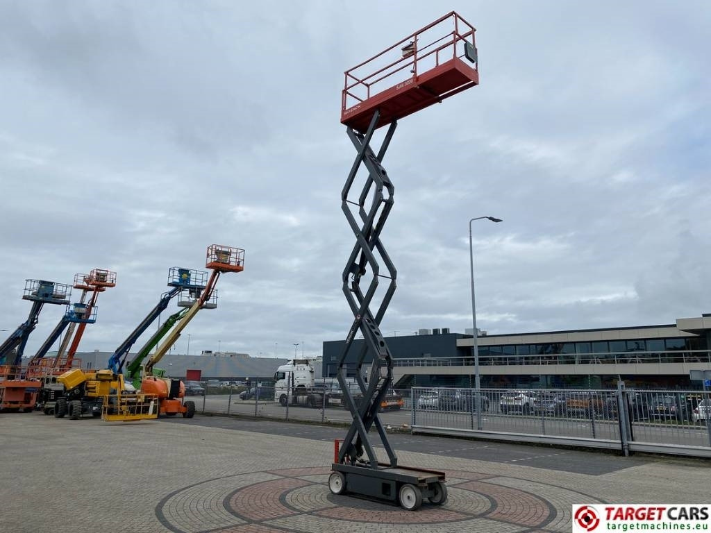 Ψαλιδωτό ανυψωτικό SkyJack SJIII-3226 Electric 3226 Scissor Work Lift 990cm: φωτογραφία 7 Ψαλιδωτό ανυψωτικό SkyJack SJIII-3226 Electric 3226 Scissor Work Lift 990cm: φωτογραφία 7