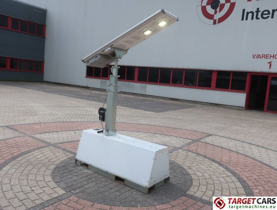 Trime X-Pole Tower Light 2x25W Led Solar Panel - Πύργος φωτισμού: φωτογραφία 4 Trime X-Pole Tower Light 2x25W Led Solar Panel - Πύργος φωτισμού: φωτογραφία 4