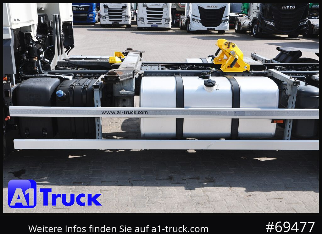 DAF XF 480 Intarder, Multiwechsler 2x AHK - Φορτηγό μεταφοράς εμπορευματοκιβωτίων/ Κινητό αμάξωμα: φωτογραφία 2 DAF XF 480 Intarder, Multiwechsler 2x AHK - Φορτηγό μεταφοράς εμπορευματοκιβωτίων/ Κινητό αμάξωμα: φωτογραφία 2