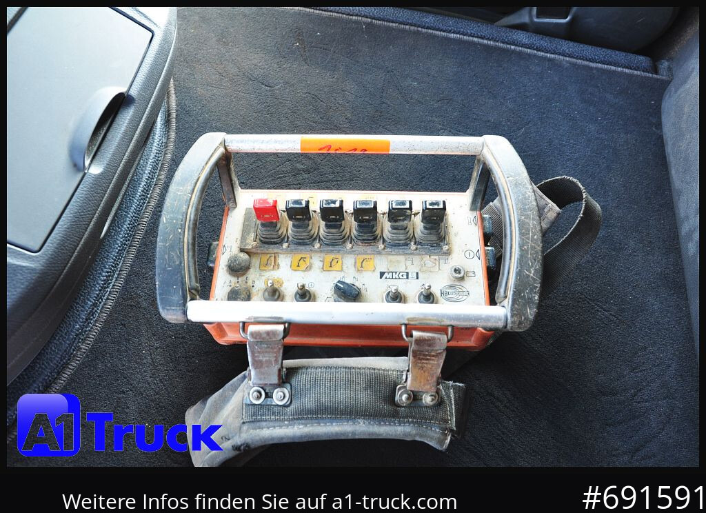 MERCEDES-BENZ Actros 1844 MP3, Kran MKG 291 HP 5+3 Funk, - Φορτηγό με ανοιχτή καρότσα, Φορτηγό με γερανό: φωτογραφία 2 MERCEDES-BENZ Actros 1844 MP3, Kran MKG 291 HP 5+3 Funk, - Φορτηγό με ανοιχτή καρότσα, Φορτηγό με γερανό: φωτογραφία 2