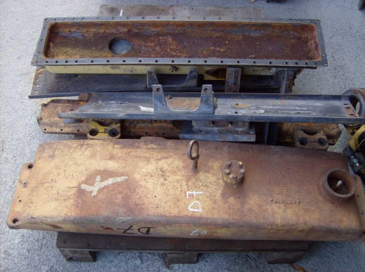 Caterpillar 816B VASCHETTE RADIATORI - Αμάξωμα και εξωτερικό για Κατασκευή μηχανήματα: φωτογραφία 1 Caterpillar 816B VASCHETTE RADIATORI - Αμάξωμα και εξωτερικό για Κατασκευή μηχανήματα: φωτογραφία 1