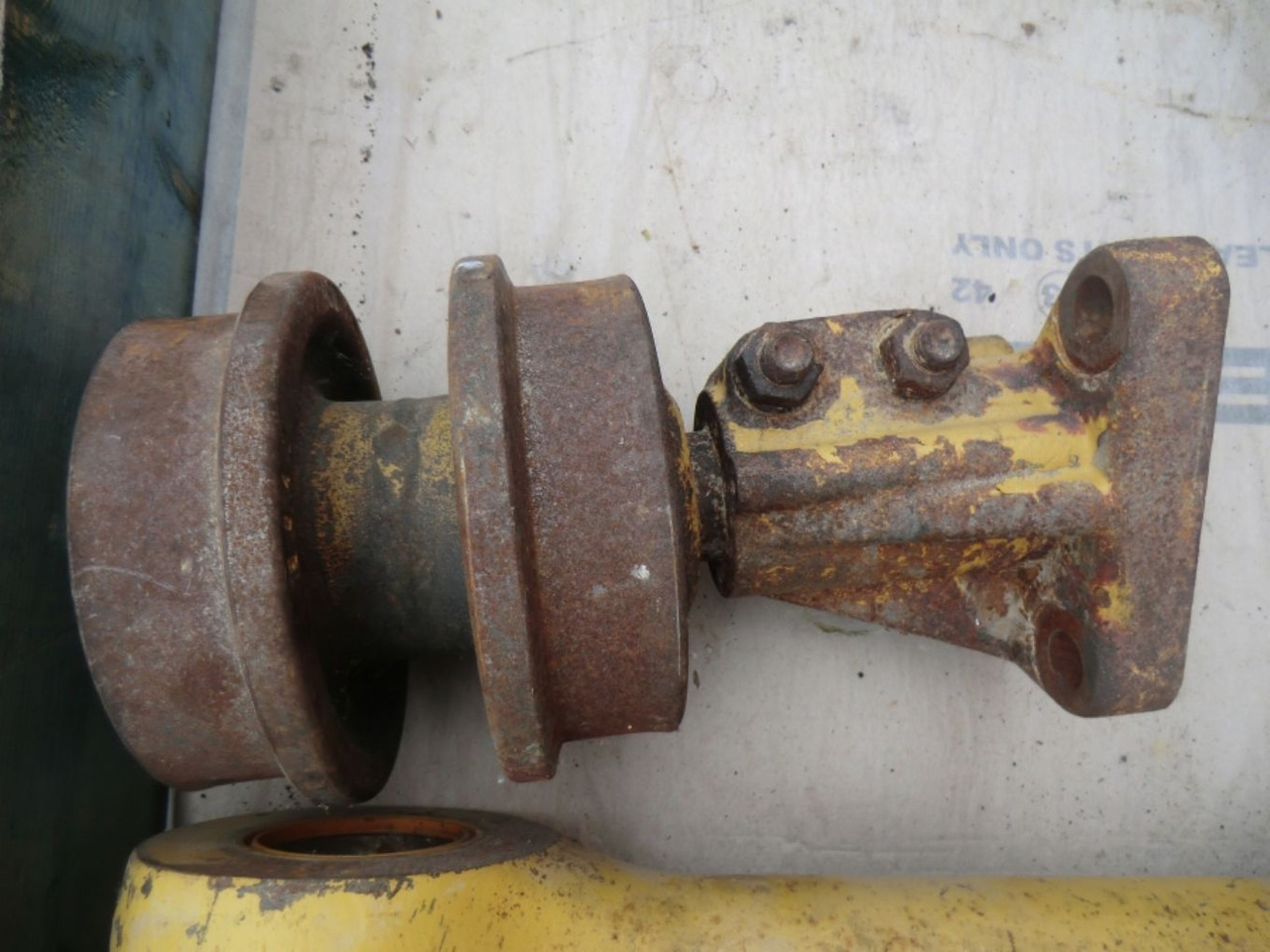 Caterpillar 963D RULLI SUPERIORI HEAVY-DUTY, SYSTEM ONE - Ερπύστριες - Ράουλα για Κατασκευή μηχανήματα: φωτογραφία 1 Caterpillar 963D RULLI SUPERIORI HEAVY-DUTY, SYSTEM ONE - Ερπύστριες - Ράουλα για Κατασκευή μηχανήματα: φωτογραφία 1
