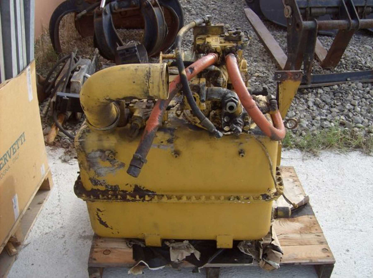 Caterpillar 966F II SERBATOIO - Αμάξωμα και εξωτερικό για Κατασκευή μηχανήματα: φωτογραφία 2 Caterpillar 966F II SERBATOIO - Αμάξωμα και εξωτερικό για Κατασκευή μηχανήματα: φωτογραφία 2