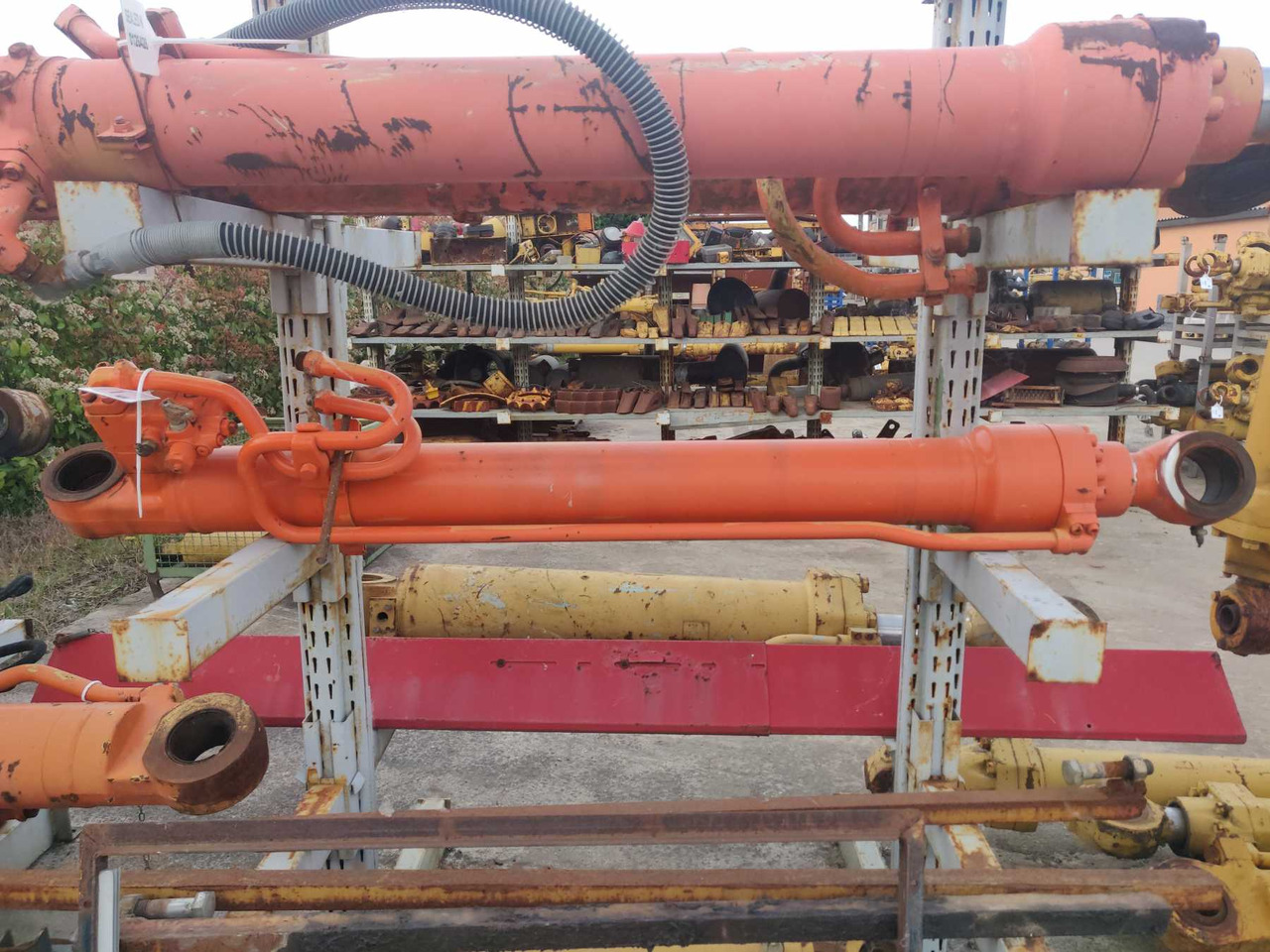 HITACHI ZX240 BAS Cilindro di salita destro con valvola anticaduta - Βαλβίδα για Κατασκευή μηχανήματα: φωτογραφία 1 HITACHI ZX240 BAS Cilindro di salita destro con valvola anticaduta - Βαλβίδα για Κατασκευή μηχανήματα: φωτογραφία 1