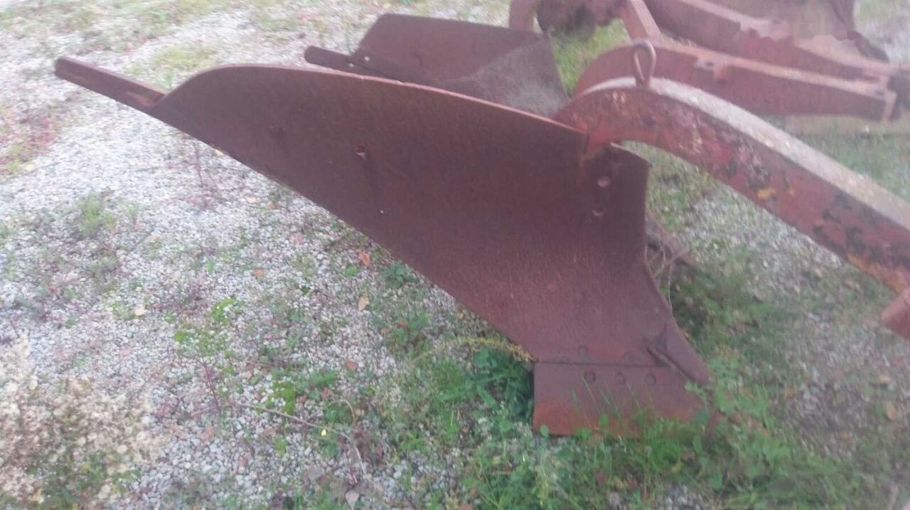 SOGEMA ARATRO TRAINATO - Άροτρο: φωτογραφία 3 SOGEMA ARATRO TRAINATO - Άροτρο: φωτογραφία 3