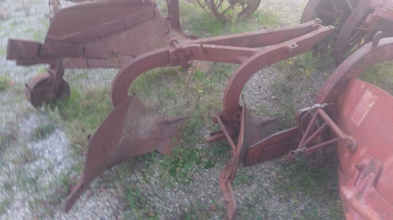 SOGEMA ARATRO TRAINATO - Άροτρο: φωτογραφία 2 SOGEMA ARATRO TRAINATO - Άροτρο: φωτογραφία 2