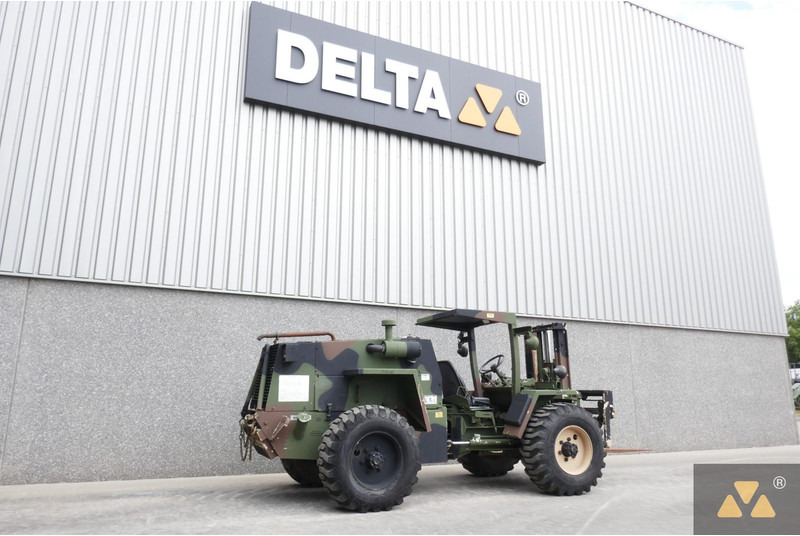 Case M4K Ex-army - Φορτηγό ανωμάλου εδάφους: φωτογραφία 5 Case M4K Ex-army - Φορτηγό ανωμάλου εδάφους: φωτογραφία 5