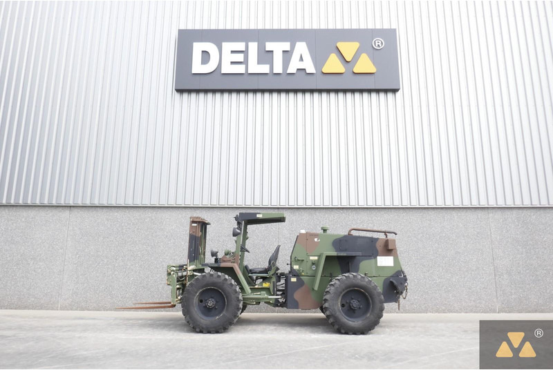 Case M4K Ex-army - Φορτηγό ανωμάλου εδάφους: φωτογραφία 4 Case M4K Ex-army - Φορτηγό ανωμάλου εδάφους: φωτογραφία 4