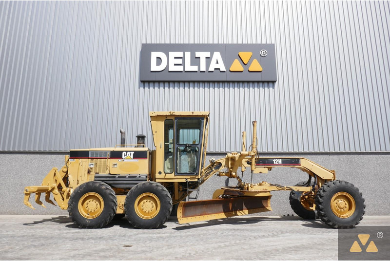 Caterpillar 12H - Γκρέιντερ: φωτογραφία 2 Caterpillar 12H - Γκρέιντερ: φωτογραφία 2