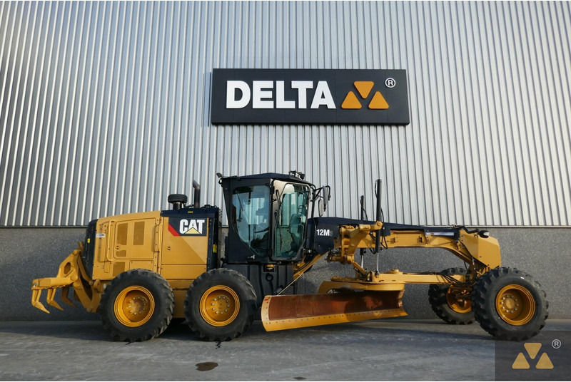Caterpillar 12M3 - Γκρέιντερ: φωτογραφία 2 Caterpillar 12M3 - Γκρέιντερ: φωτογραφία 2