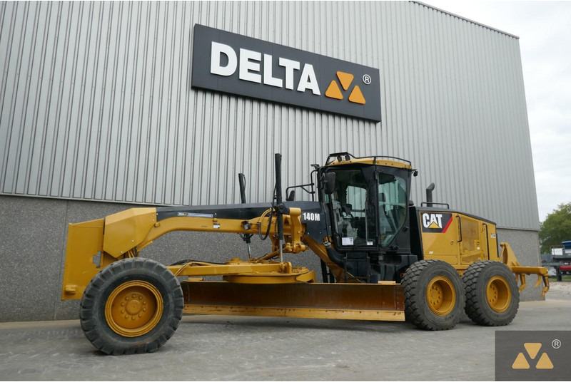 Caterpillar 140M - Γκρέιντερ: φωτογραφία 4 Caterpillar 140M - Γκρέιντερ: φωτογραφία 4
