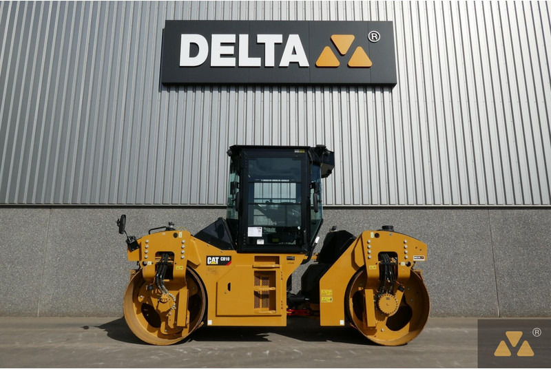 Caterpillar CB10 - Οδοστρωτήρας: φωτογραφία 1 Caterpillar CB10 - Οδοστρωτήρας: φωτογραφία 1