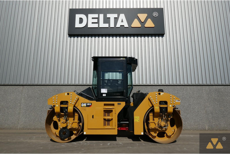 Caterpillar CB13 - Οδοστρωτήρας: φωτογραφία 1 Caterpillar CB13 - Οδοστρωτήρας: φωτογραφία 1
