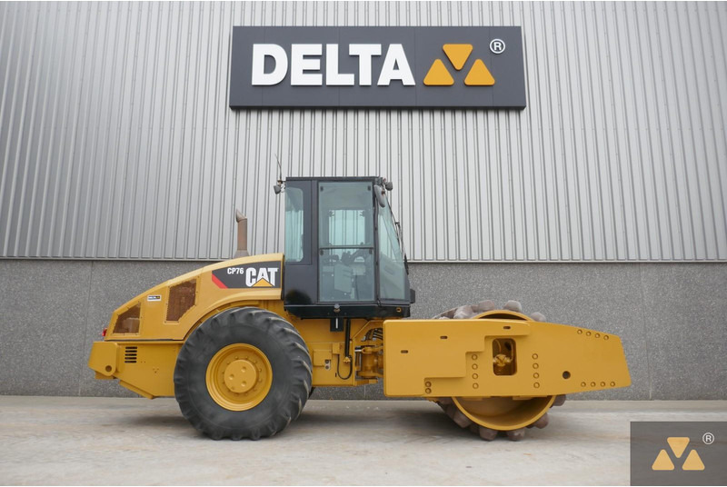 Caterpillar CP76 - Οδοστρωτήρας: φωτογραφία 2 Caterpillar CP76 - Οδοστρωτήρας: φωτογραφία 2