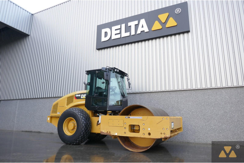 Caterpillar CS64B - Οδοστρωτήρας: φωτογραφία 3 Caterpillar CS64B - Οδοστρωτήρας: φωτογραφία 3