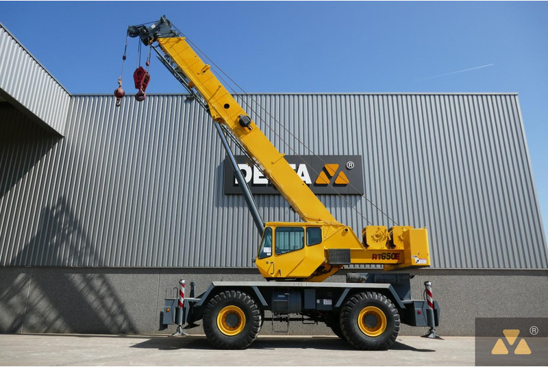 Grove RT650E - Γερανός για ανώμαλο έδαφος: φωτογραφία 1 Grove RT650E - Γερανός για ανώμαλο έδαφος: φωτογραφία 1