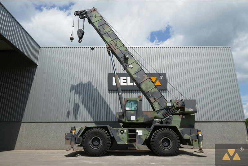 Grove RT875 Ex-army - Γερανός για ανώμαλο έδαφος: φωτογραφία 1 Grove RT875 Ex-army - Γερανός για ανώμαλο έδαφος: φωτογραφία 1