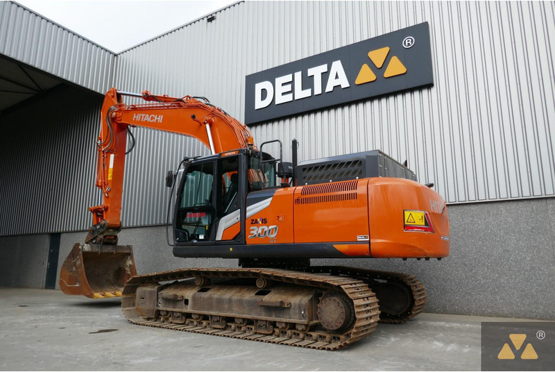 Hitachi ZX300LC-7 - Ερπυστριοφόρος εκσκαφέας: φωτογραφία 4 Hitachi ZX300LC-7 - Ερπυστριοφόρος εκσκαφέας: φωτογραφία 4