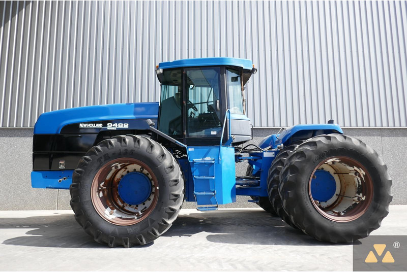 New Holland 9482 - Τρακτέρ: φωτογραφία 1 New Holland 9482 - Τρακτέρ: φωτογραφία 1