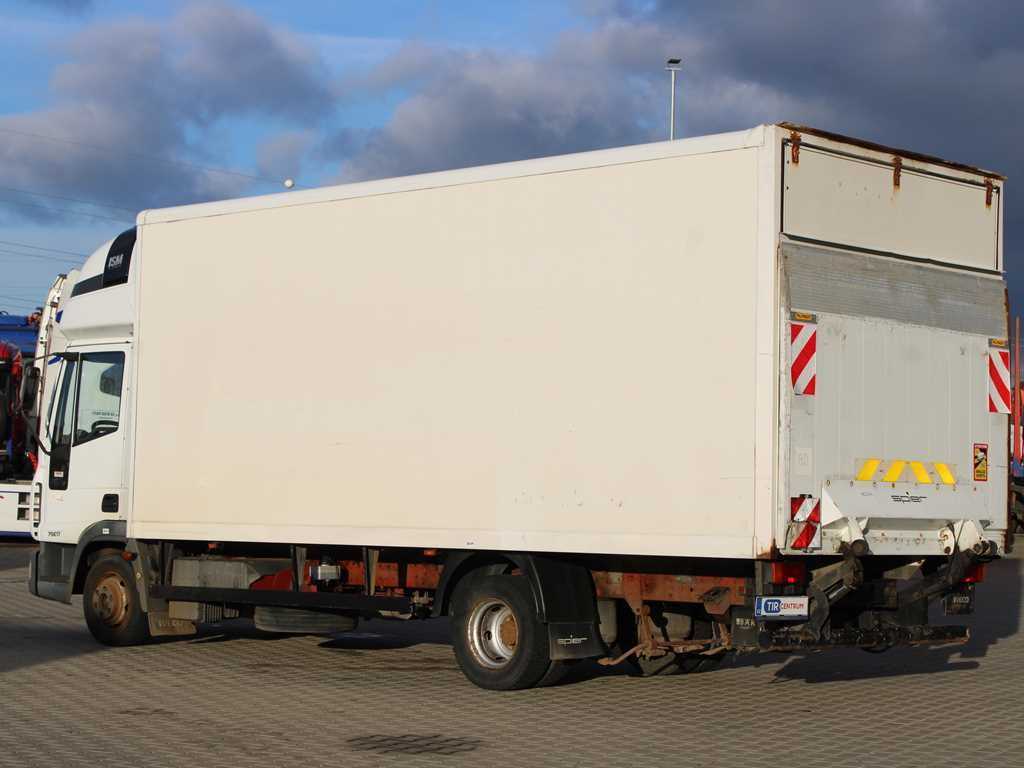 Iveco EUROCARGO ML75E17, TAIL LIFT, SLEEPING CABIN - Επαγγελματικό αυτοκίνητο κόφα: φωτογραφία 4 Iveco EUROCARGO ML75E17, TAIL LIFT, SLEEPING CABIN - Επαγγελματικό αυτοκίνητο κόφα: φωτογραφία 4