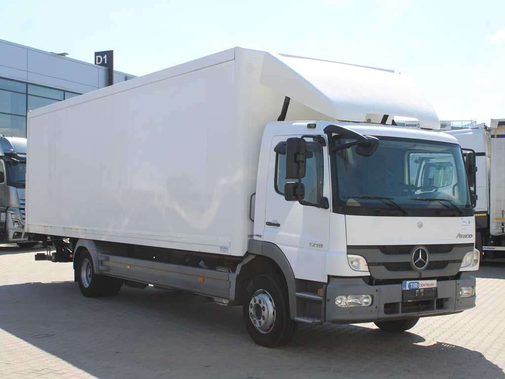 Mercedes-Benz ATEGO 1218 L, TAIL LIFT, CAMERA, EURO 5 - Φορτηγό κόφα: φωτογραφία 2 Mercedes-Benz ATEGO 1218 L, TAIL LIFT, CAMERA, EURO 5 - Φορτηγό κόφα: φωτογραφία 2