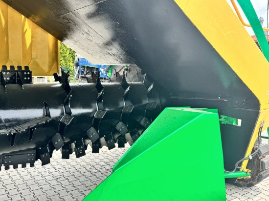 Backhus A63 - Θεριζοαλωνιστική μηχανή τεύτλων: φωτογραφία 2 Backhus A63 - Θεριζοαλωνιστική μηχανή τεύτλων: φωτογραφία 2