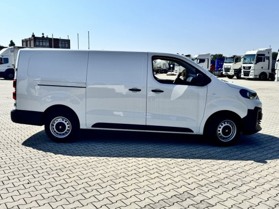 Fiat Scudo M BlueDHi 120 6-Gang - Βαν: φωτογραφία 5 Fiat Scudo M BlueDHi 120 6-Gang - Βαν: φωτογραφία 5