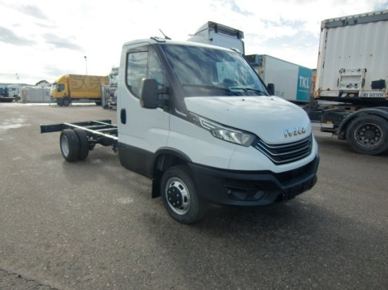 Iveco Daily 40 - 180 Fahrgestell, E6 Automatik mehrere Einheiten verfügbar - Φορτηγό σασί: φωτογραφία 3 Iveco Daily 40 - 180 Fahrgestell, E6 Automatik mehrere Einheiten verfügbar - Φορτηγό σασί: φωτογραφία 3