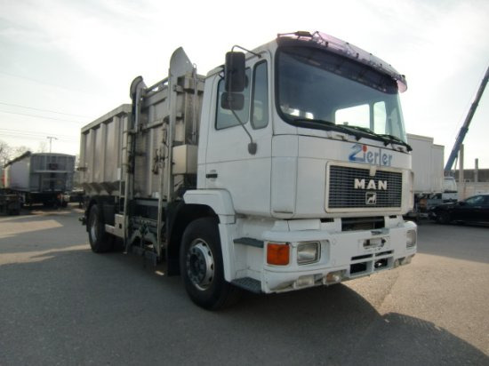 MAN 19.342 Tierkörperverwertung Sonderaufbau, Blattgefedert - Κοινοτικο όχημα/ Ειδικό όχημα, Φορτηγό: φωτογραφία 3 MAN 19.342 Tierkörperverwertung Sonderaufbau, Blattgefedert - Κοινοτικο όχημα/ Ειδικό όχημα, Φορτηγό: φωτογραφία 3