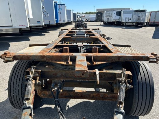 Renders Standard-Lafette BDF, BPW-Achsen - Ρυμούλκα μεταφοράς εμπορευματοκιβωτίων/ Κινητό αμάξωμα: φωτογραφία 3 Renders Standard-Lafette BDF, BPW-Achsen - Ρυμούλκα μεταφοράς εμπορευματοκιβωτίων/ Κινητό αμάξωμα: φωτογραφία 3