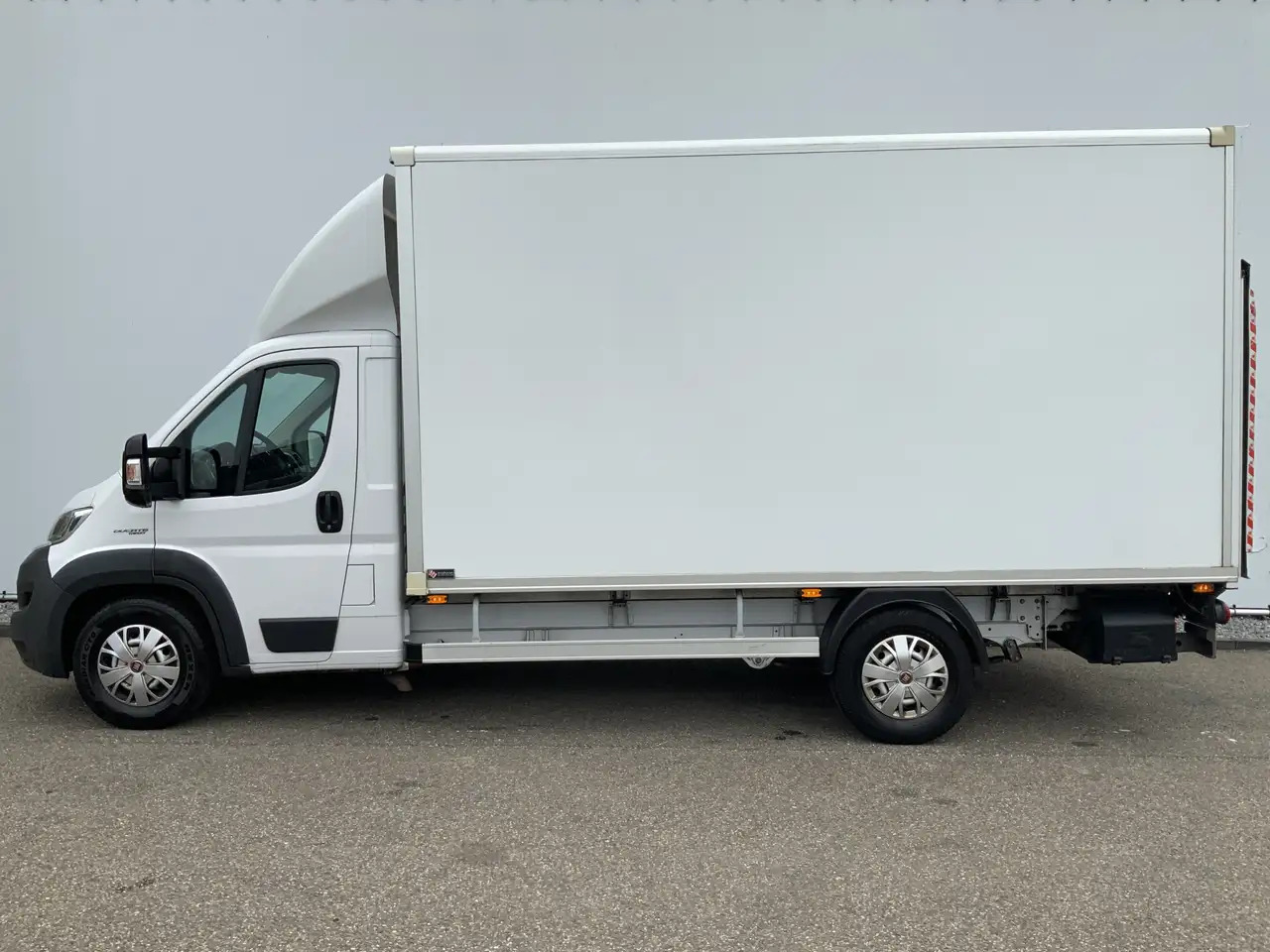 Fiat Ducato 35H 2.3 MultiJet L3H1 Meubelbak & Lift & Zijdeur A - Επαγγελματικό αυτοκίνητο κόφα: φωτογραφία 3 Fiat Ducato 35H 2.3 MultiJet L3H1 Meubelbak & Lift & Zijdeur A - Επαγγελματικό αυτοκίνητο κόφα: φωτογραφία 3