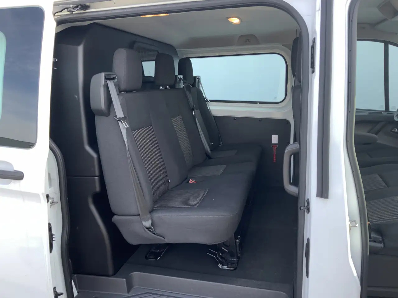 Διπλοκάμπινο ελαφρύ επαγγελματικό Ford Transit Custom 290 2.0 TDCI L2H1 6 Zits Trend DC Airco Cruise Tre: φωτογραφία 21