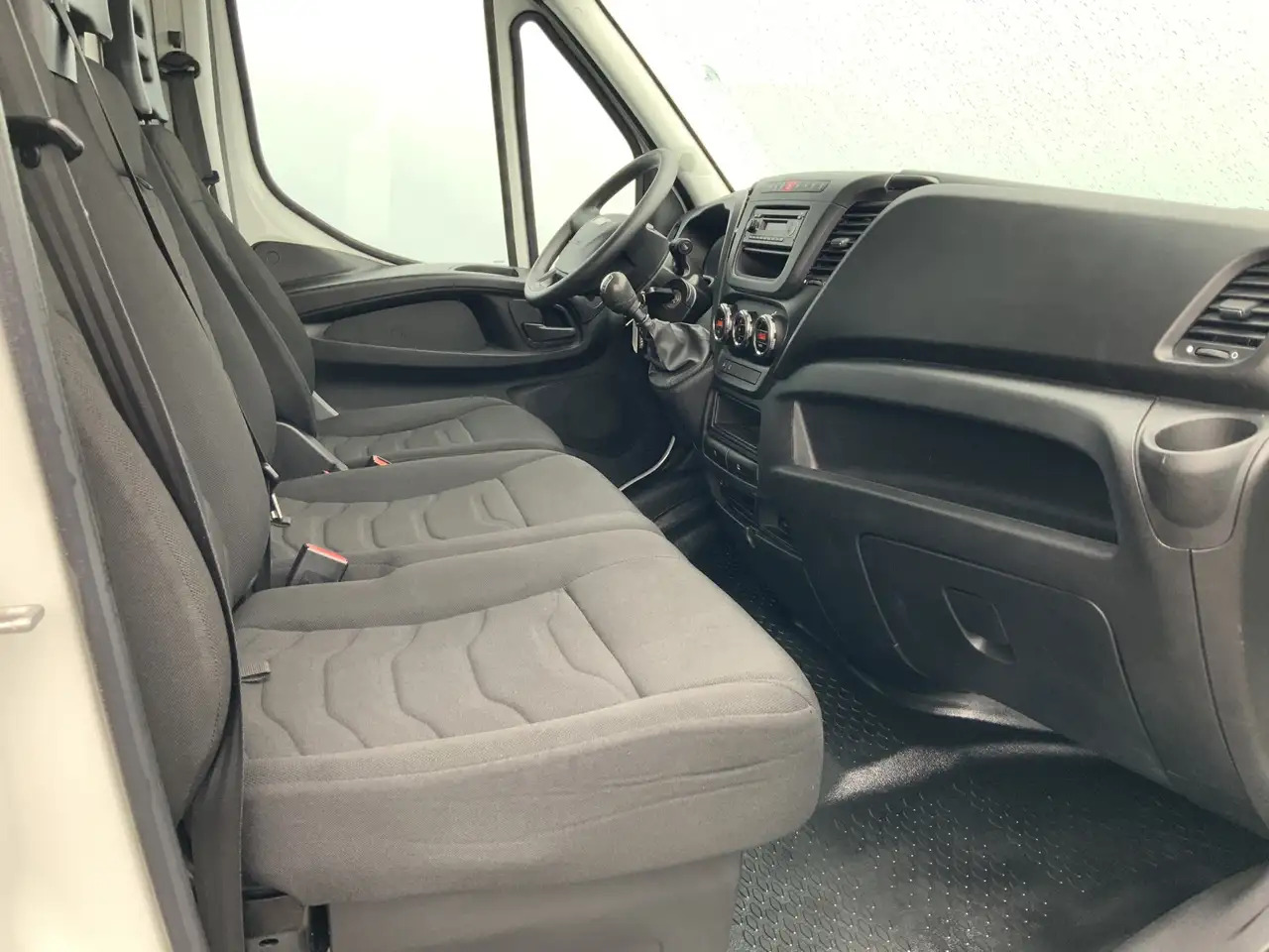 Βαν Iveco Daily 35S13V 2.3 352 H2 L3 Airco 3 Zits Opstap Euro 5: φωτογραφία 14